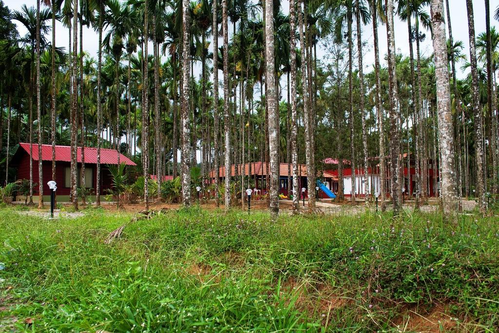 La Flora Prakruth Resort Coorg Мадикери Екстериор снимка