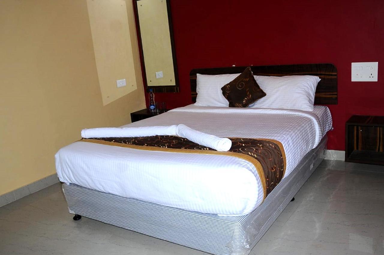La Flora Prakruth Resort Coorg Мадикери Екстериор снимка